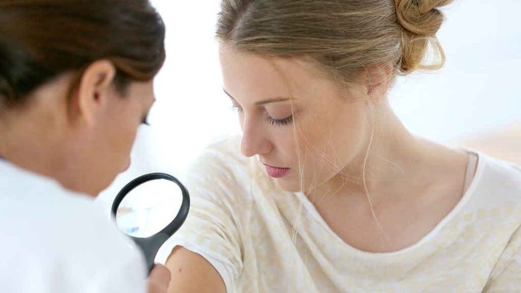Reasons to Schedule a Dermatologist Visit